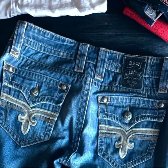 ROCK REVIVAL JEANS l Men’s Size 34 Straight l Dark wash l 5-pocket design l EUC - Picture 3 of 16